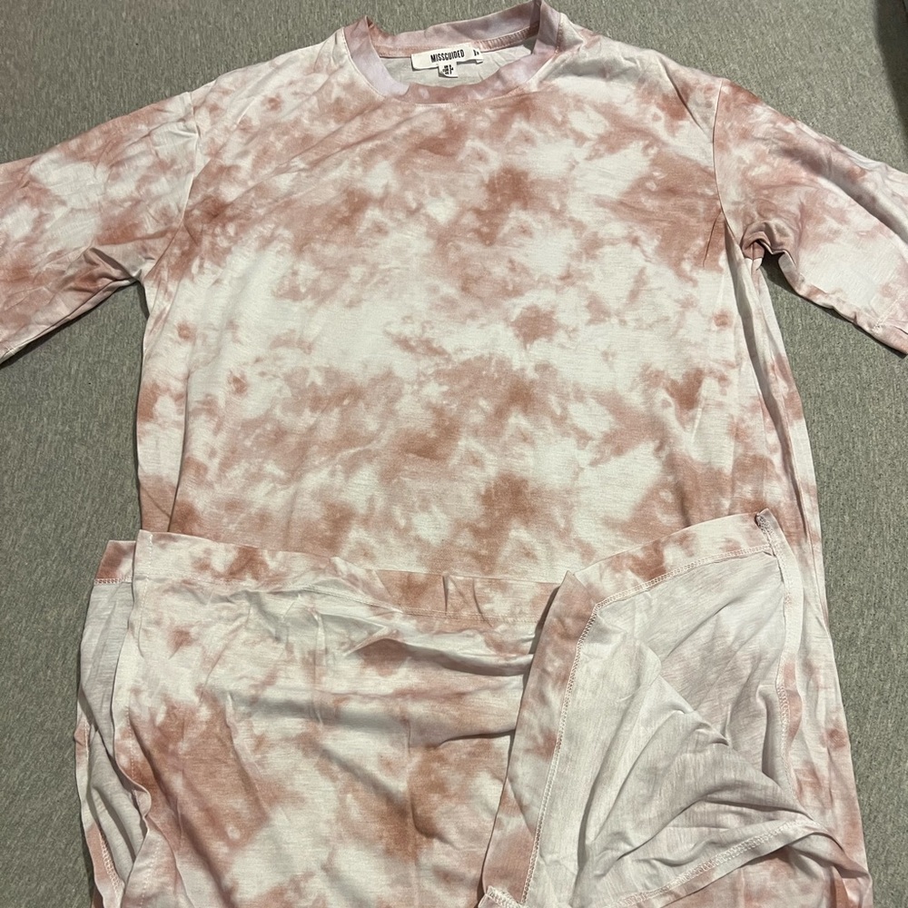 Pinkish ‘Tops’ Bundle - Picture 3 of 6